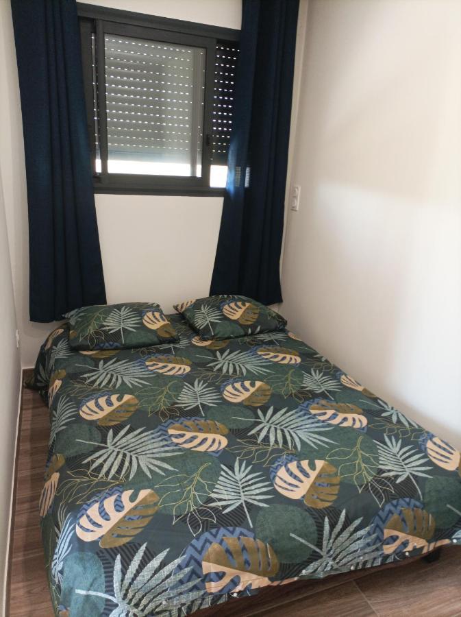 Chambre Amenage En Studio Cers Luaran gambar
